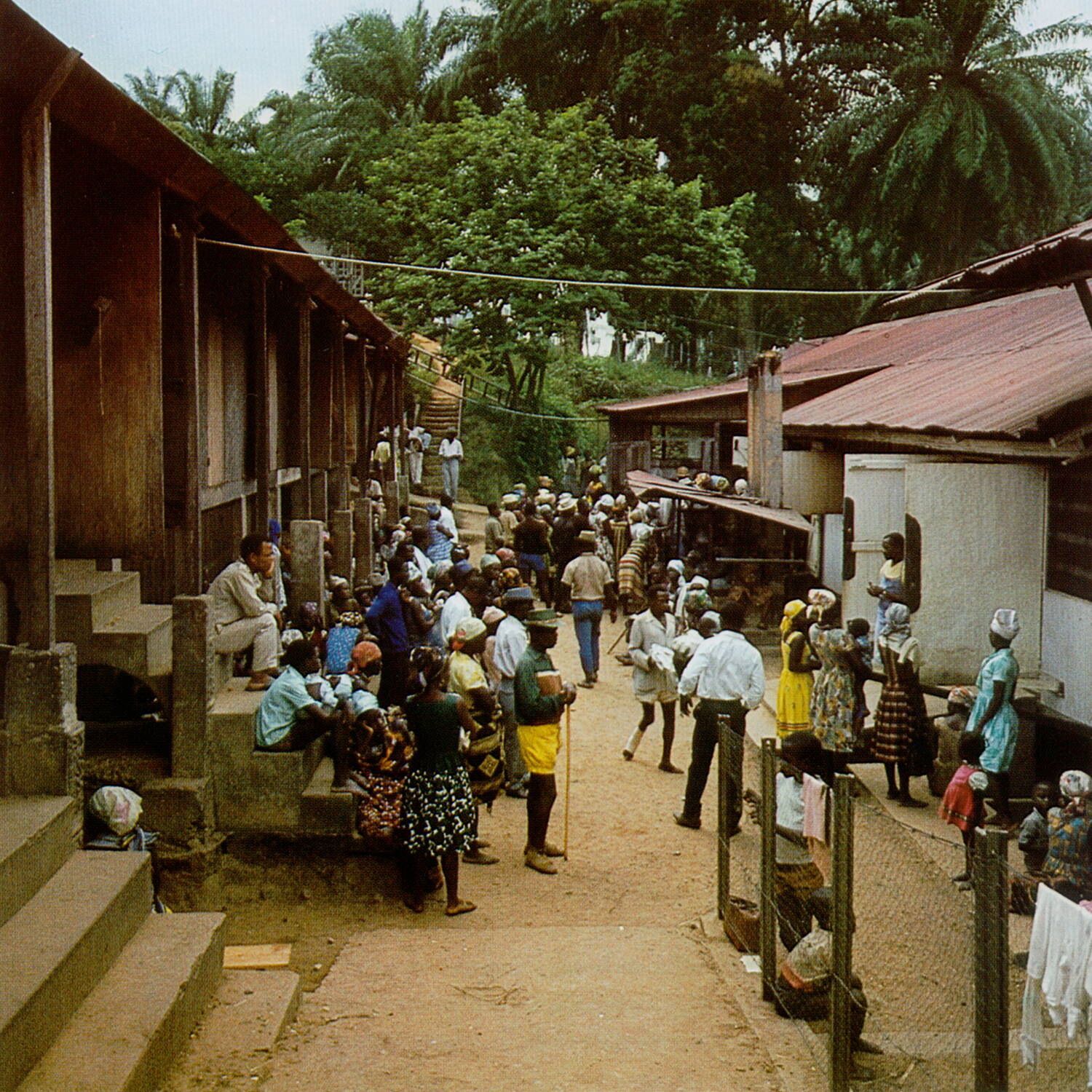 3. Spital Lambarene 1927 –1981 3. Spital Lambarene 1927 –1981